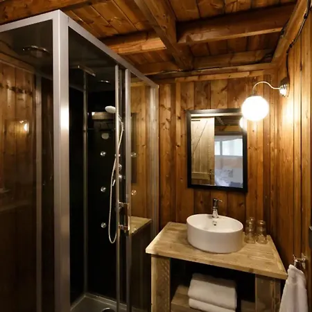 Luxe Glamping Met Eigen Badkamer Voor 5 Personen Bashful Luxusní stan