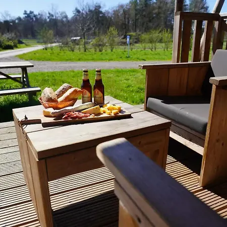 Luxusní stan Luxe Glamping Met Eigen Badkamer Voor 5 Personen Bashful