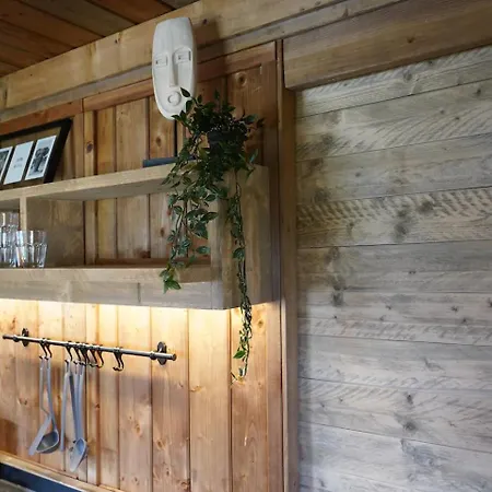 Luxe Glamping Met Eigen Badkamer Voor 5 Personen Bashful Luxusní stan