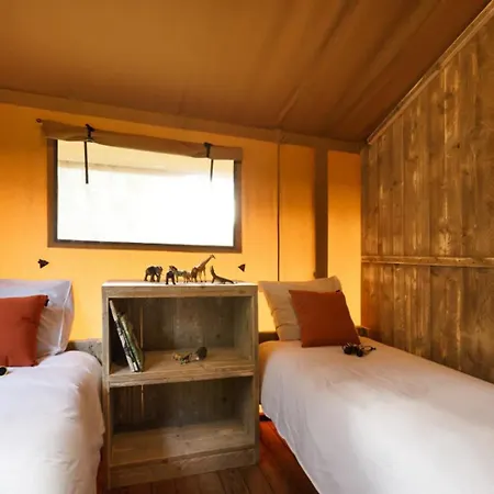 Luxe Glamping Met Eigen Badkamer Voor 5 Personen Bashful 럭셔리텐트